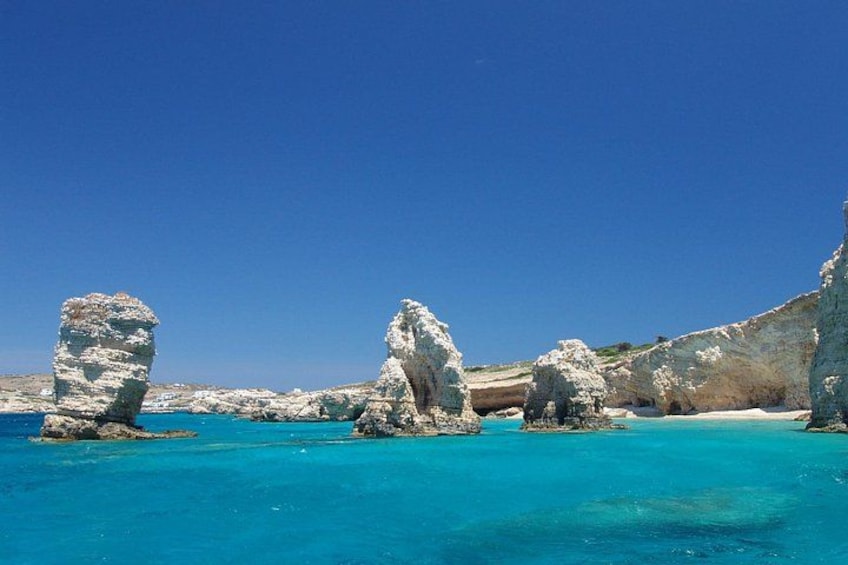 Full Day Private Boat Cruise in Small Cyclades 1