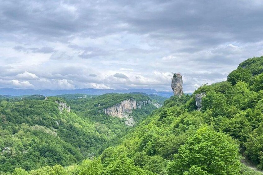 Kutaisi: Chiatura Cable Cars & Katskhi Pillar Guided Tour 1