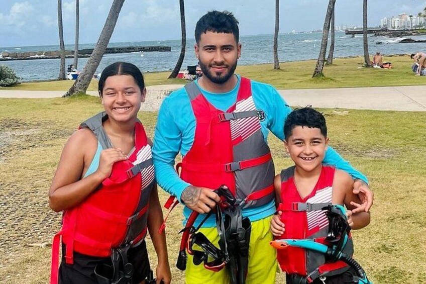 San Juan: Kids and Family Snorkeling with Complimentary Videos 2