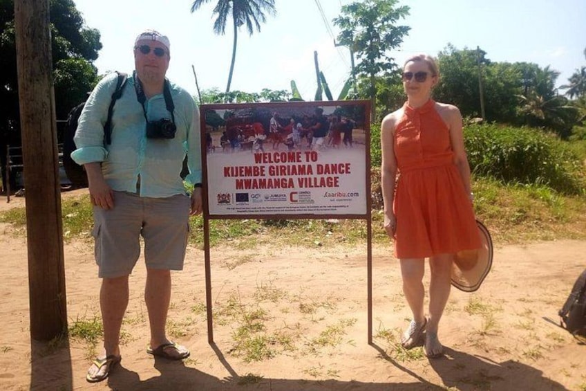 Diani Giriama Cultural Dance Show and Local Village Tour 4