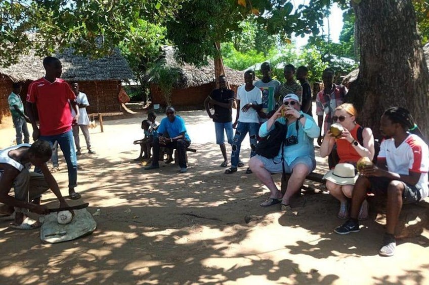 Diani Giriama Cultural Dance Show and Local Village Tour 5