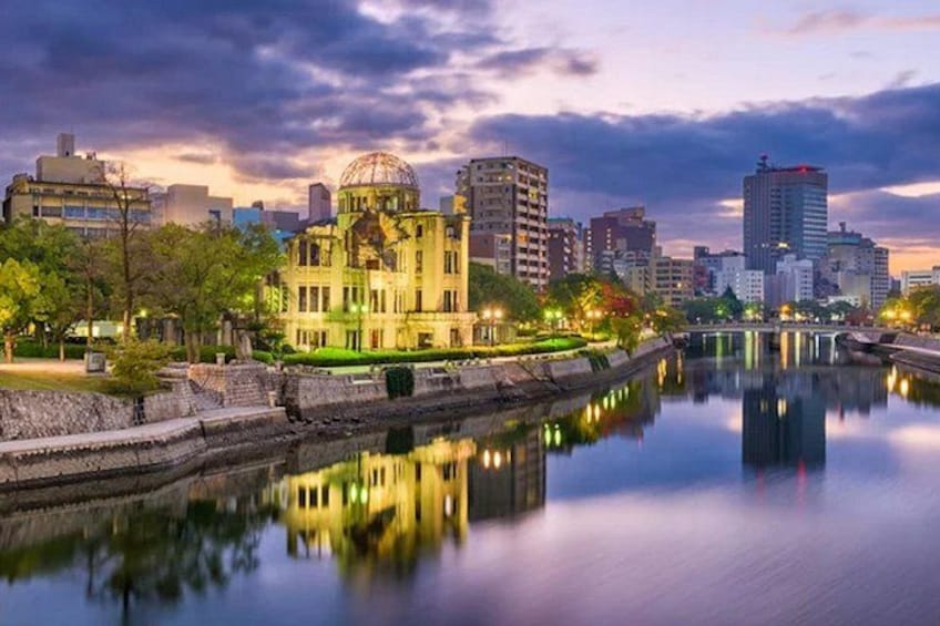 Hiroshima & Miyajima Private Custom Tour with Local Guide 2