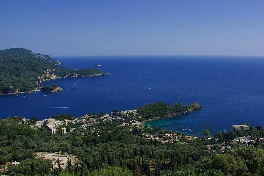 Lakones and the ‘Bella Vista’ viewpoint from the Golden Fox 5