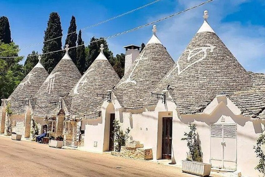 From Bari: Altamura, Alberobello and Matera private tour 2