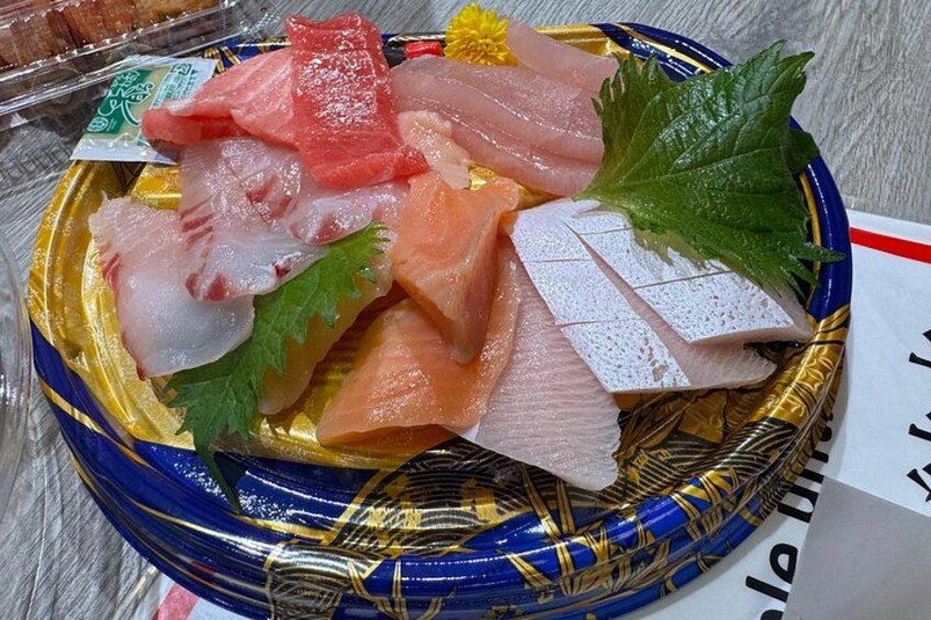Taste of Kanazawa (Food tasting in Omicho Market & Higashi Chaya) 2
