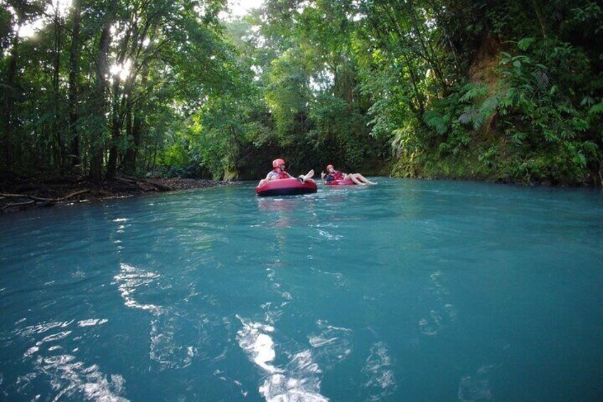 Tubing in Rio Celeste 5