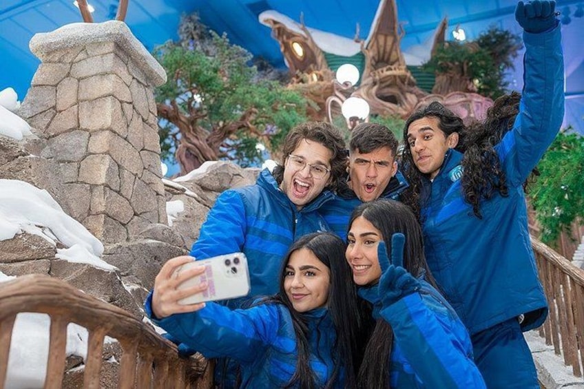 Snow Park Abudhabi Premium Tickets with Optional Transfers 2