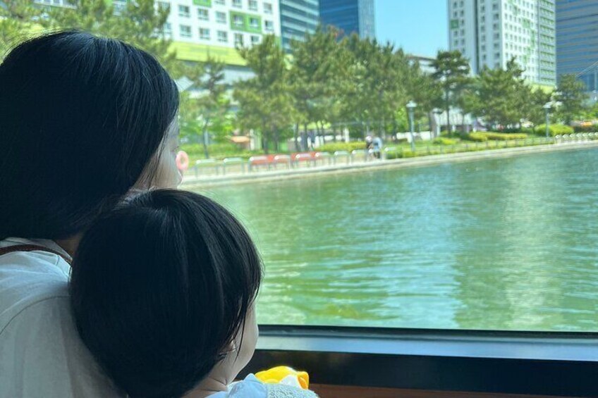 Songdo Central Park aboard a water taxi 5