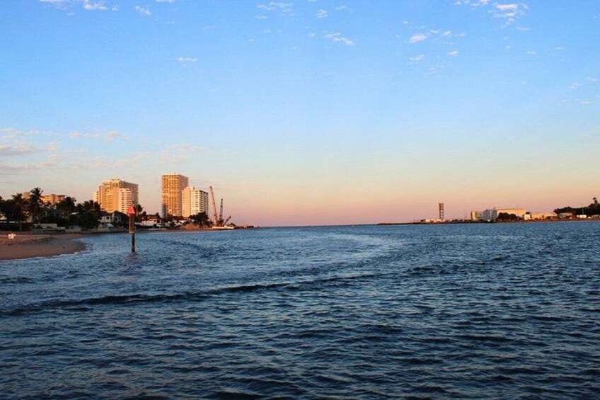 Sea Rocket Sunset & Intracoastal Cruise in Fort Lauderdale, FL 5
