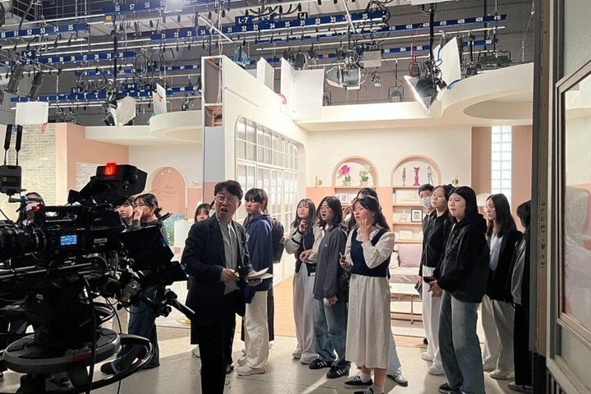Seoul: MBC Dream Center Behind-the-Scenes K-Drama Studio Tour 2