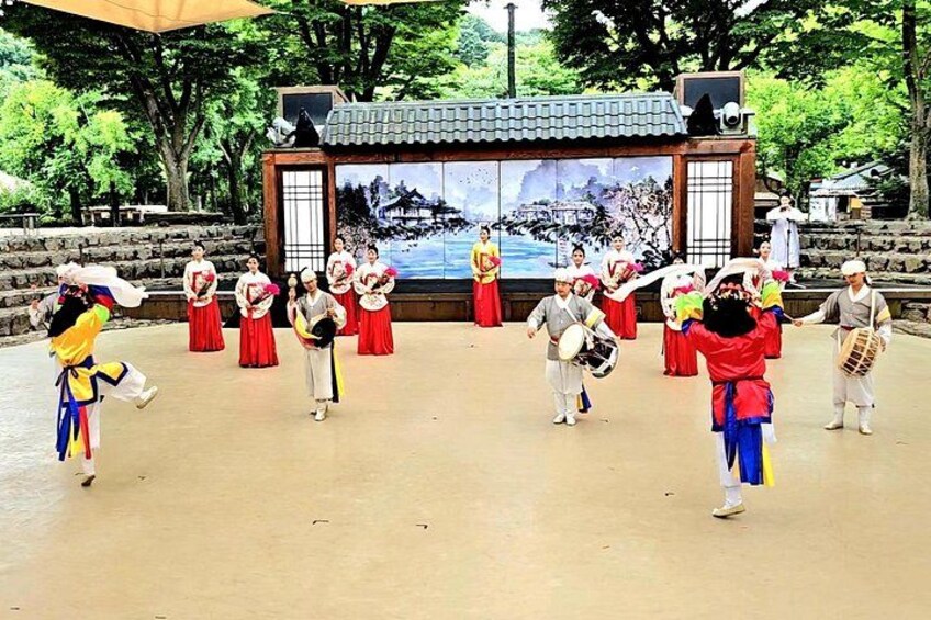 Timeless Fusion: Korean Folk Village, Fortress, Starfield Library 2