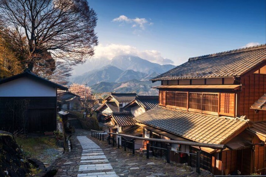 Hiking the Historic Nakasendo Trail [1 Day Tour from Nagoya] 1