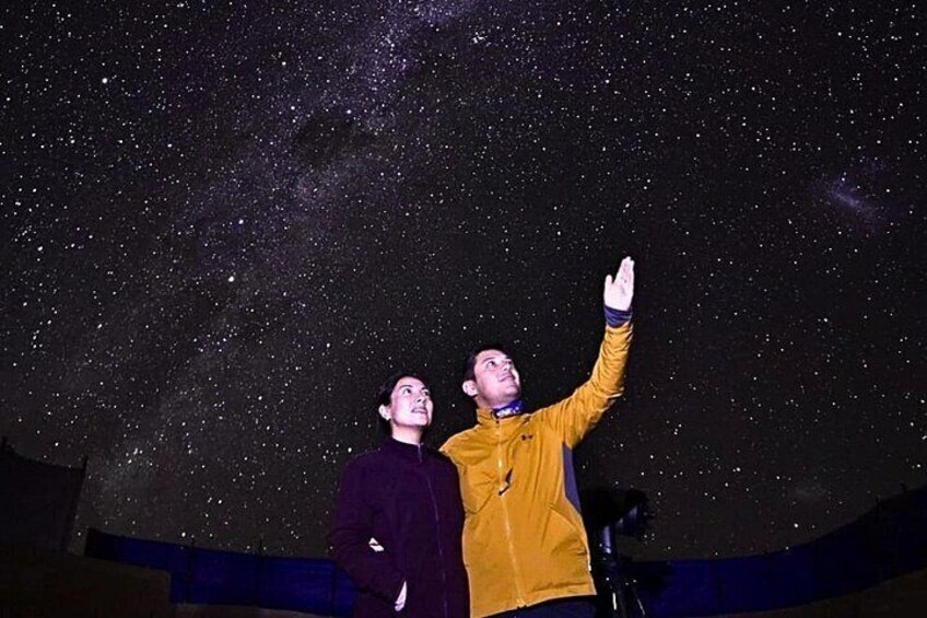Two people under a starry sky. 5