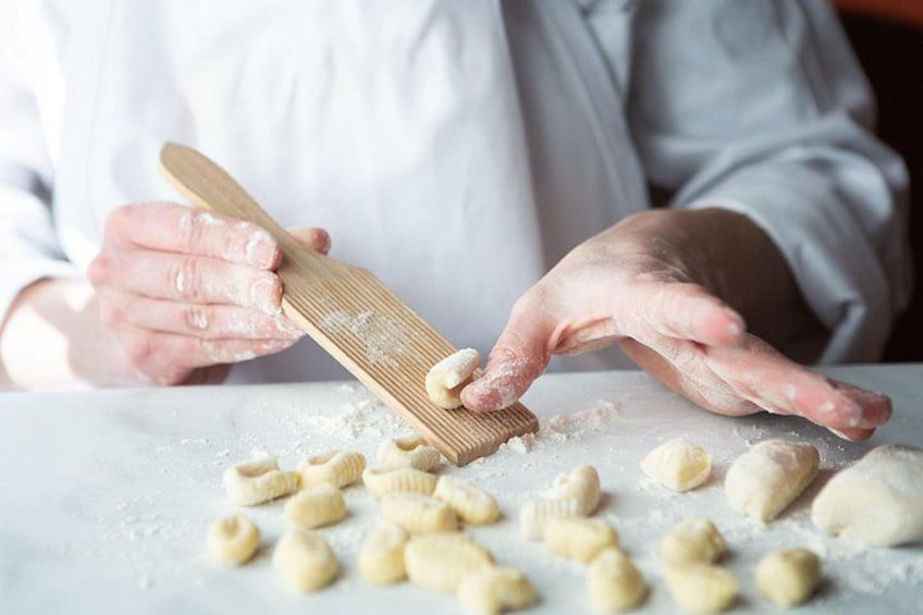 Fun Italian Pasta Making Class With Local Chef in Houston 2