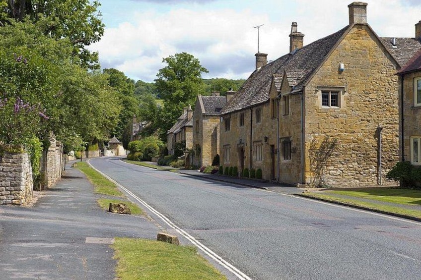 Oxford Cotswold and Warwick Castle Private Tour with Admission 3