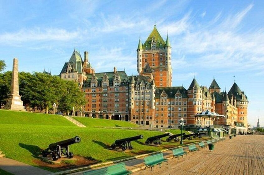 Quebec Old Town Walking Tour With A Guide 1
