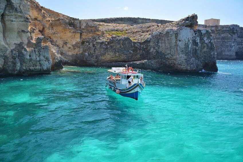 Private Catamaran Sailing Tour Blue Lagoon, Beaches and Bays 1