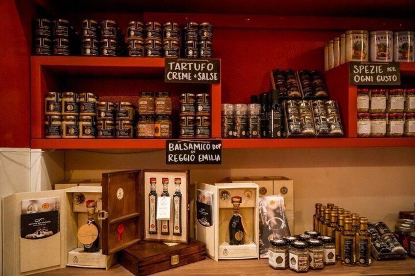 Food and Wine Experience in Bologna, Italy 3