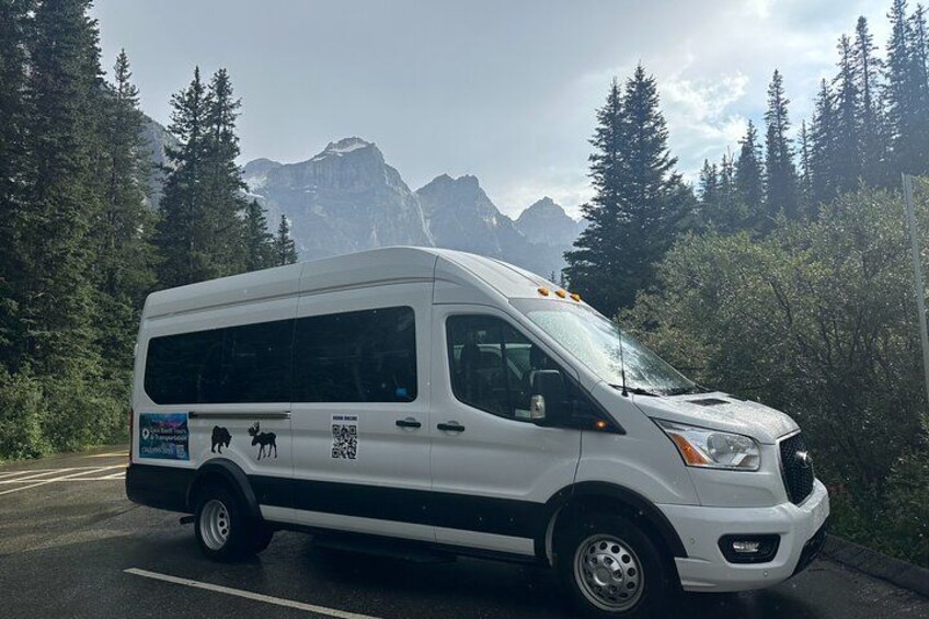 Banff/Canmore Shuttle to Moraine Lake and Lake Louise(1.5h each) 2