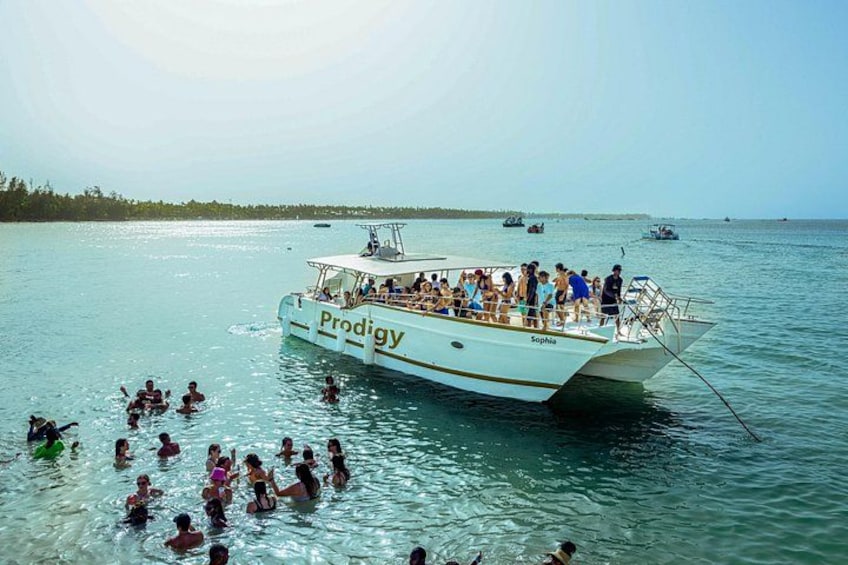 Punta Cana Hip Hop Party Boat with Open Bar (Adults Only) 5
