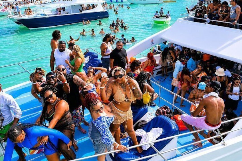 Punta Cana Hip Hop Party Boat with Open Bar (Adults Only) 4