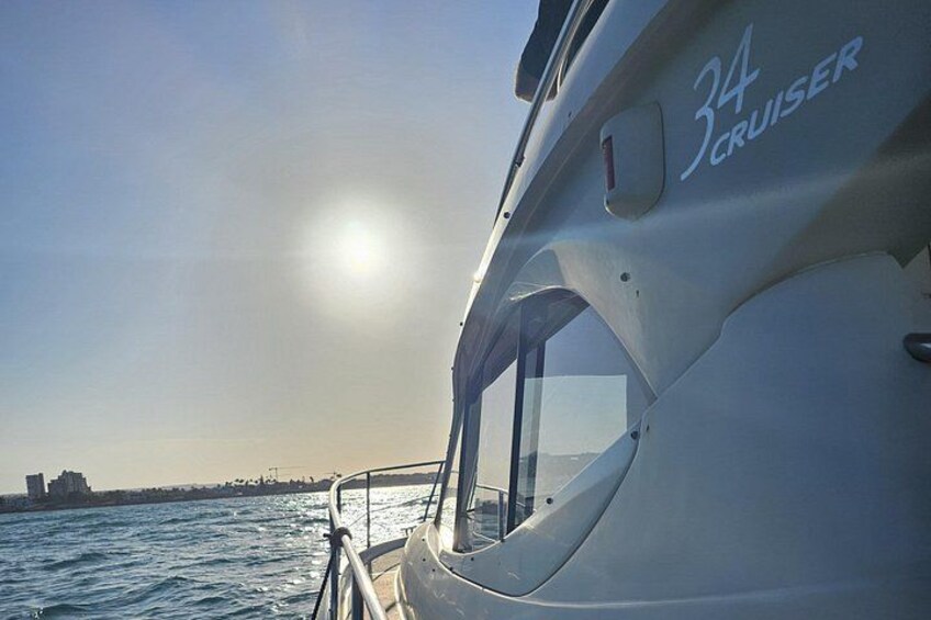 Sailing with sunset and swimming in the sea 4