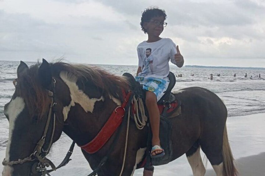 Horseback riding on the beaches of Cartagena 3