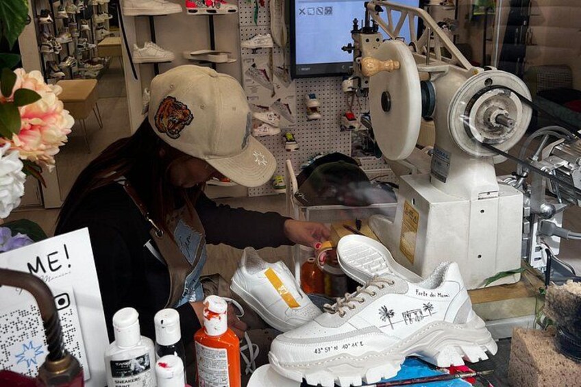 Create the sneaker of your dreams in Forte Dei Marmi 4