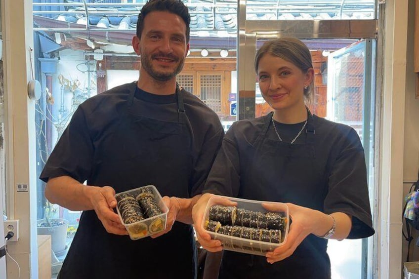 Learn Authentic Kimbap & Korean Fried Chicken in a Hanok 1