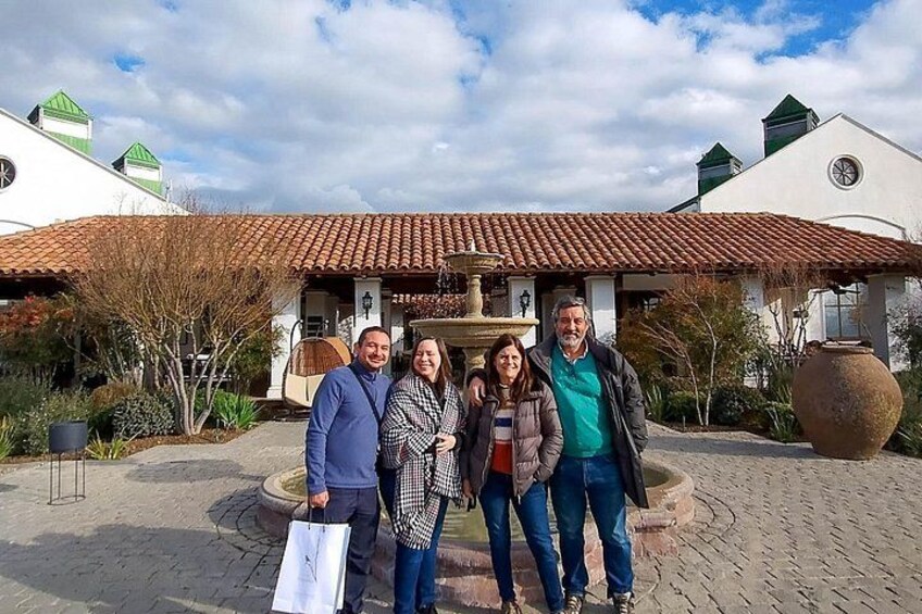 Casablanca world class wines, 4 vineyards & Tanino lunch stop 2