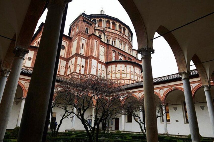 Milan: Private Duomo Rooftop Terraces and Last Supper Tour 4
