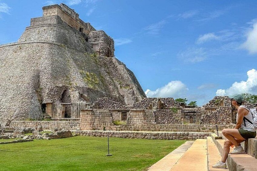 Uxmal, fortune teller's pyramid, back 2