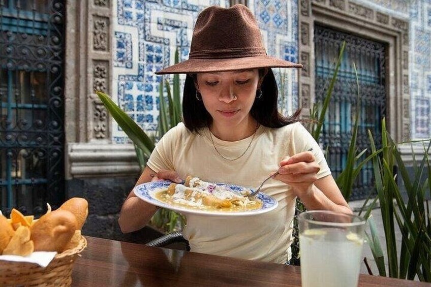 Private Kuala Lumpur Street Food Tour with Local Guide 1