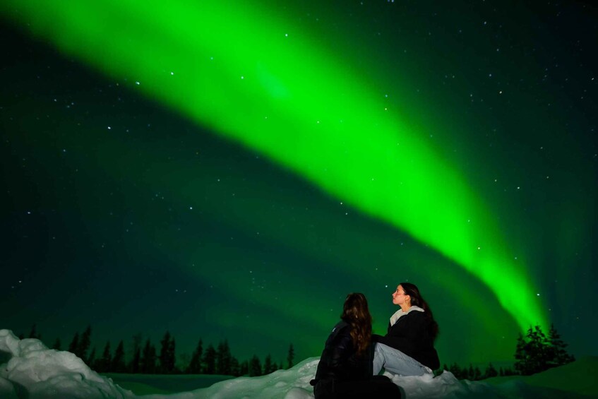 Picture 12 for Activity Levi: Private Tour with Guaranteed Northern Lights Sightings 4