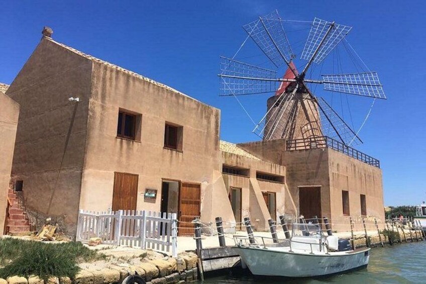 Embarkation of the lagoon of the stagnone 3