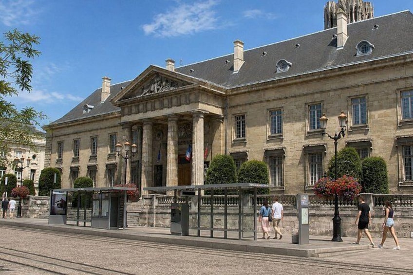 Reims Scavenger Hunt & Highlights Self-Guided Walking Tour 2