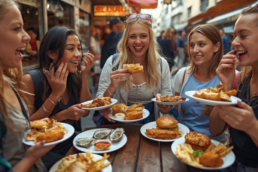 Sydney Street Food Tour with 6 Tastings & Drink by a Local Guide 1