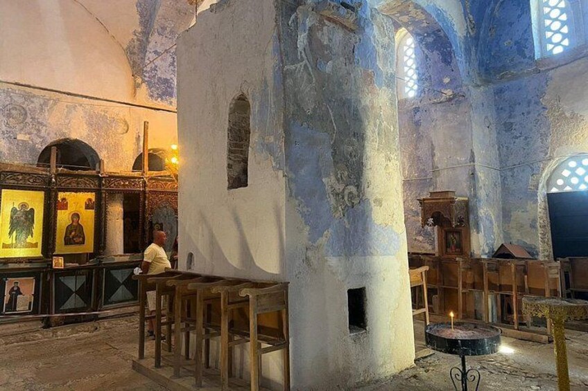 1-Day Tour in Blue Eye, Monastery, Gjirokaster and Lekursi Castle 2