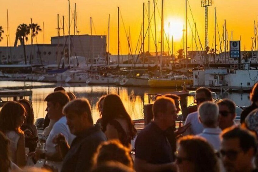 Valencia: Total Solar Eclipse E-Bike Experience & Drink 5
