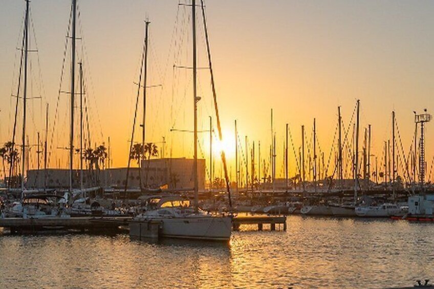Valencia: Total Solar Eclipse E-Bike Experience & Drink 2