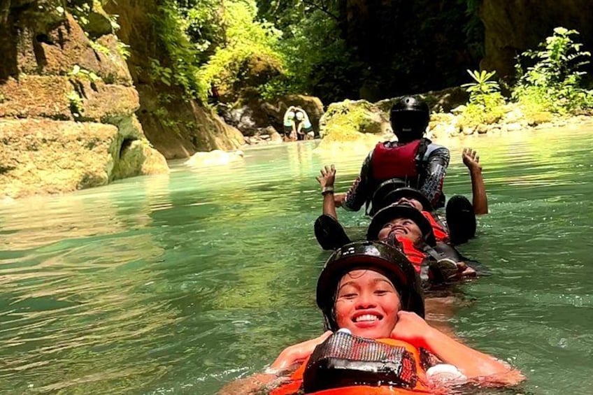 Cebu: Kawasan Canyoneering & Moalboal Island Hopping 5