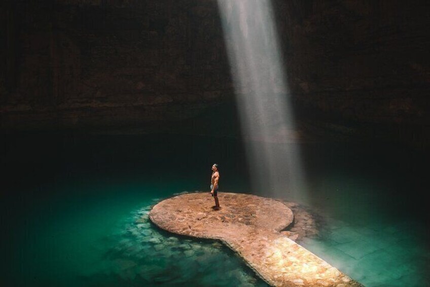 Chichén Itzá, Cenote Suytún, and Cenote Ikkil Guided Tour 1