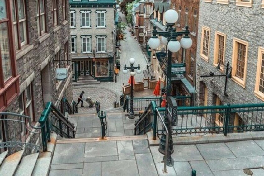 Food Tour in Quebec With A Local Guide 4