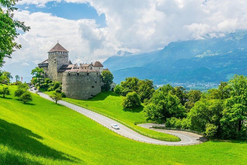 Private day trip from Zurich to Heidiland and Vaduz 1