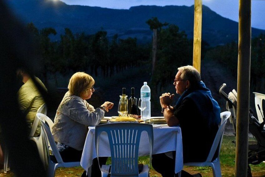 Alghero: lunch or dinner in the vineyard 2
