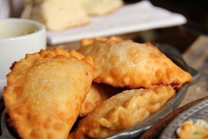 Best Santiago Street Food Tour with 4+ Tastings and Drink 3