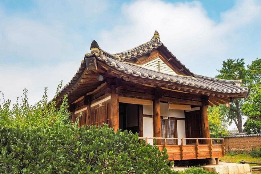 From Busan to Andong: A Cultural Private Tour Through Time 1
