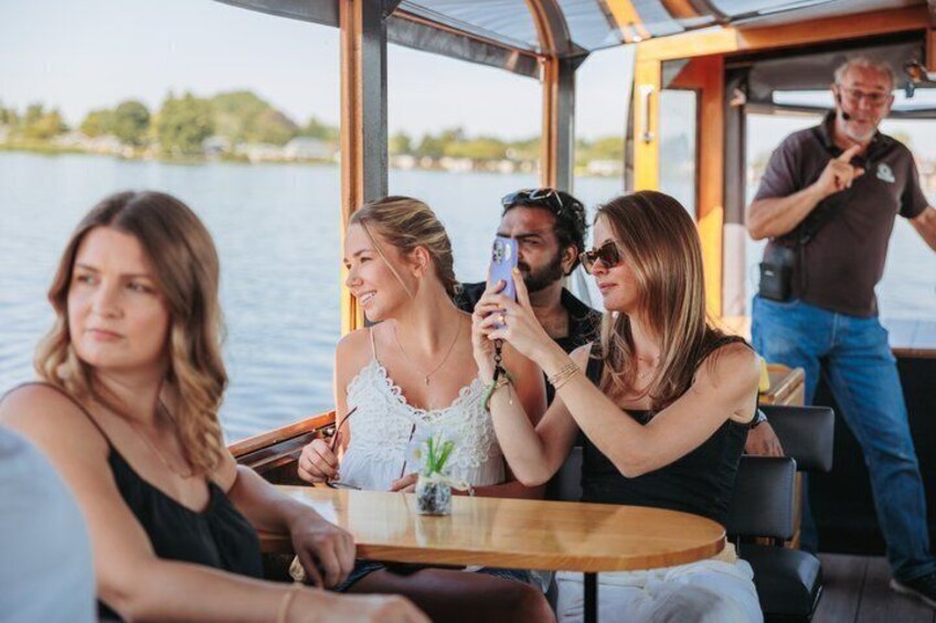 From Amsterdam to Giethoorn Day Trip & Guided Canal Cruise 2