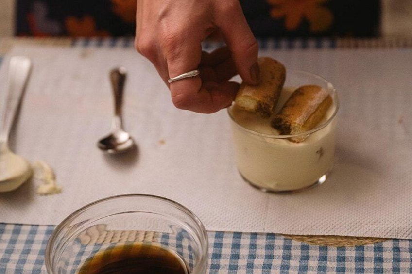 Milan: Pasta and Tiramisu Small Group Cooking Class with Wine 2