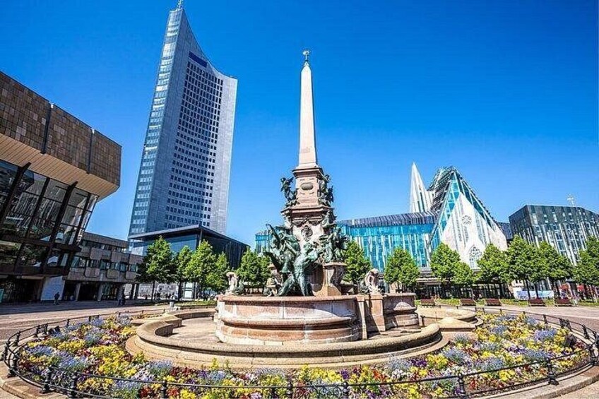 Leipzig Must-See Attractions Private Walking Tour With a Guide 1